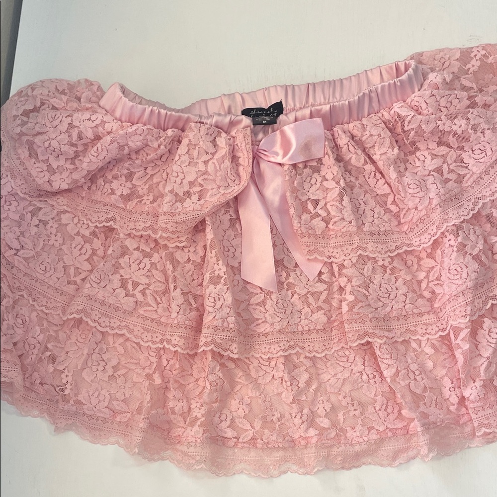 Elegant Pink Lace Skirt